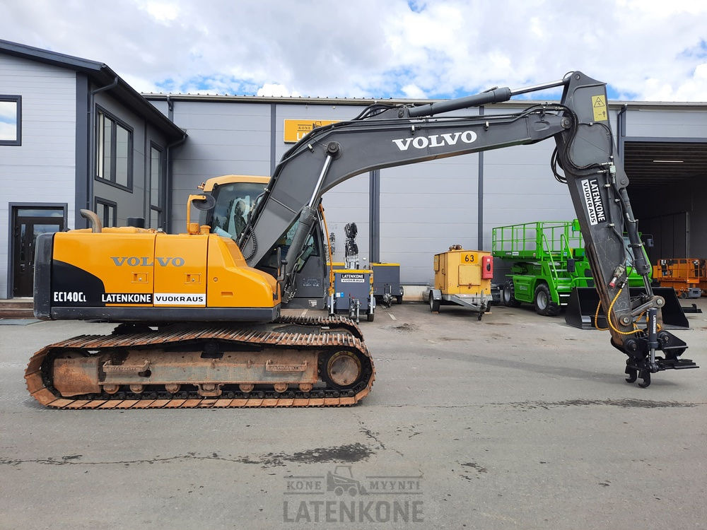 Volvo EC140CL telakaivinkone - Гусеничный экскаватор: фото 1 Volvo EC140CL telakaivinkone - Гусеничный экскаватор: фото 1