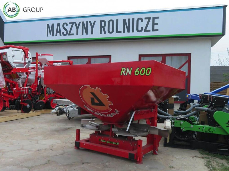 Altro rozsiewacz nawozów RN-600 - Разбрасыватель удобрений: фото 1 Altro rozsiewacz nawozów RN-600 - Разбрасыватель удобрений: фото 1