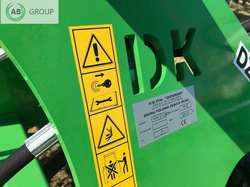 Dziekan składana hydraulicznie brona łąkowa WUKA 5m 5C20H - Борона зубовая: фото 1