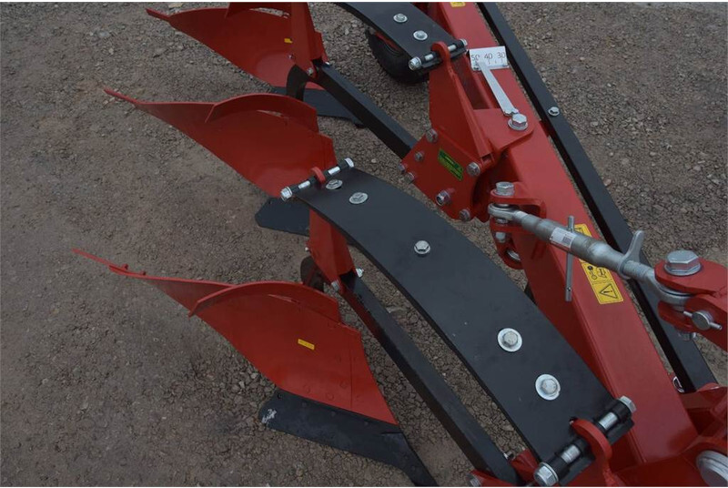 ROL-EX pług zagonowy, 3 korpusy - Плуг: фото 1 ROL-EX pług zagonowy, 3 korpusy - Плуг: фото 1