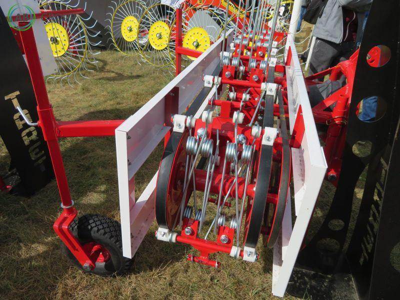 Schwader Z296 / Belt rake Z296 / Ленточные грабли Z296 - Сеноворошилка: фото 1