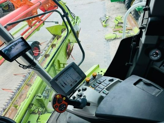 Claas LEXION 750 - Зерноуборочный комбайн: фото 4 Claas LEXION 750 - Зерноуборочный комбайн: фото 4