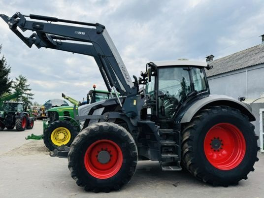 Fendt 828 VARIO PROFI PLUS - Трактор: фото 1