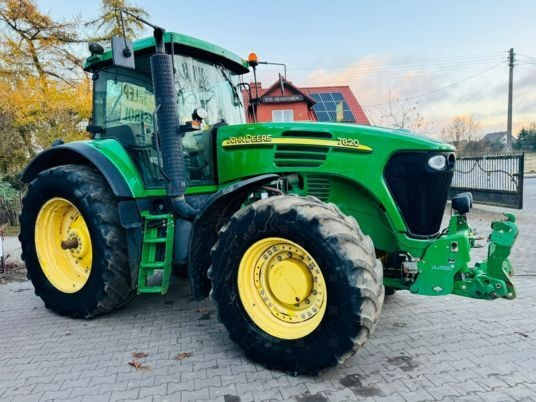 John Deere 7820 - Трактор: фото 1