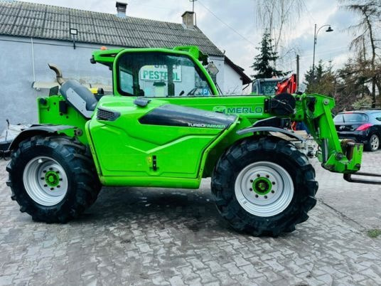 Merlo TF 42.7 CS - Телескопический погрузчик: фото 1 Merlo TF 42.7 CS - Телескопический погрузчик: фото 1