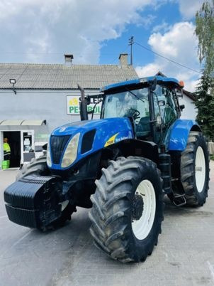 New Holland T7030 - Трактор: фото 1