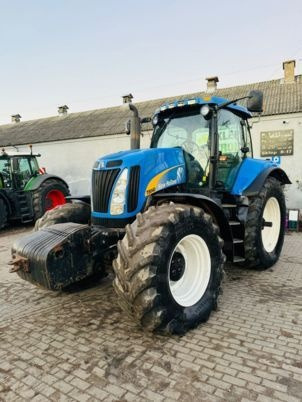 New Holland T8040 - Трактор: фото 2 New Holland T8040 - Трактор: фото 2