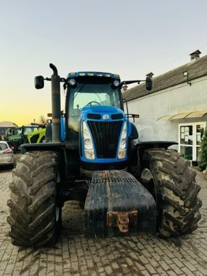 New Holland T8040 - Трактор: фото 3 New Holland T8040 - Трактор: фото 3