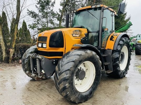 Renault ARES 826 RZ - Трактор: фото 1 Renault ARES 826 RZ - Трактор: фото 1