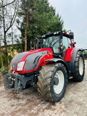 Valtra T213 - Трактор: фото 1