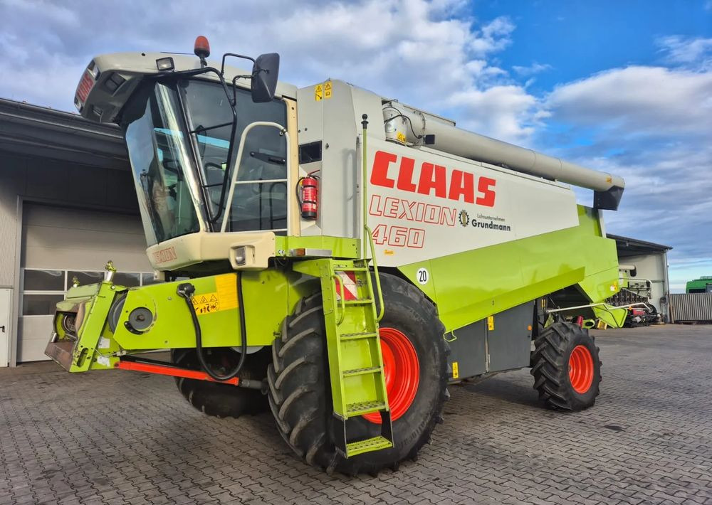 Claas Lexion 460 - Зерноуборочный комбайн: фото 1 Claas Lexion 460 - Зерноуборочный комбайн: фото 1