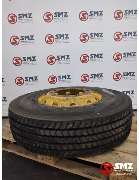 Bridgestone Occ vrachtwagenband Bridgestone 12R22.5 - Шина для Грузовиков: фото 1
