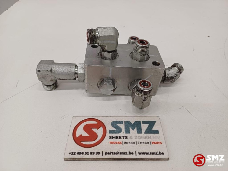 Caterpillar Hydraulic block Caterpillar - Гидравлика для Грузовиков: фото 1