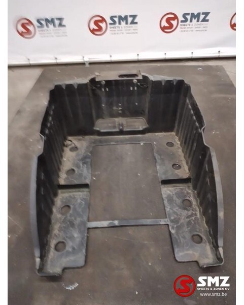 DAF Occ batterijbak Daf XF 106 Euro 6 2049055 - Рама/ Шасси для Грузовиков: фото 1 DAF Occ batterijbak Daf XF 106 Euro 6 2049055 - Рама/ Шасси для Грузовиков: фото 1
