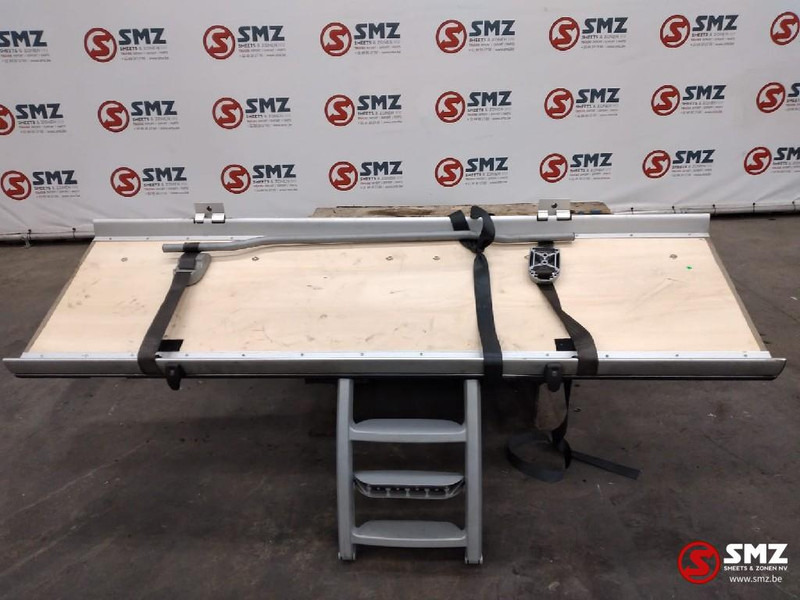 DAF Occ bedframe + trap DAF - Кабина и интерьер для Грузовиков: фото 1
