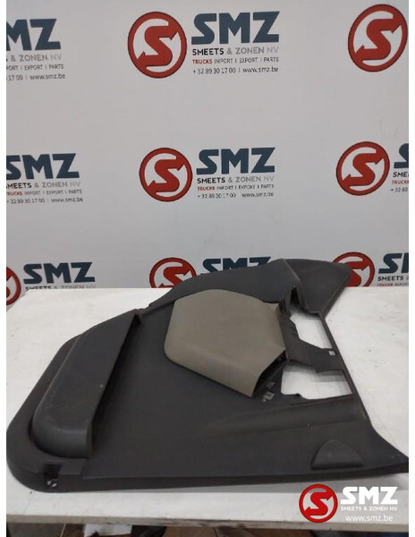 DAF Occ deurpaneel rechts DAF LF 1703751 5010609303 82 - Дверь и запчасти для Грузовиков: фото 1 DAF Occ deurpaneel rechts DAF LF 1703751 5010609303 82 - Дверь и запчасти для Грузовиков: фото 1