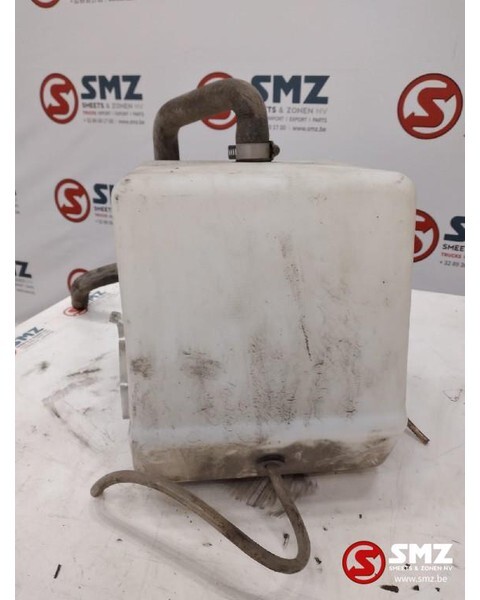 DAF Occ ruitensproeierreservoir DAF CF 85 460 euro 6 1 - Щетка стеклоочистителя для Грузовиков: фото 1 DAF Occ ruitensproeierreservoir DAF CF 85 460 euro 6 1 - Щетка стеклоочистителя для Грузовиков: фото 1