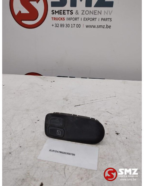 DAF Occ schakelaar electrisch raam DAF XF105 - Кабина и интерьер для Грузовиков: фото 1 DAF Occ schakelaar electrisch raam DAF XF105 - Кабина и интерьер для Грузовиков: фото 1