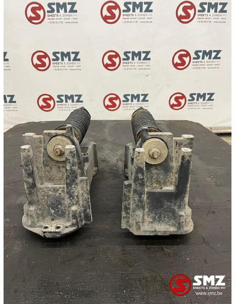 DAF Occ set voorbumpersteunen L/R + cabineschokdempers - Рама/ Шасси для Грузовиков: фото 1 DAF Occ set voorbumpersteunen L/R + cabineschokdempers - Рама/ Шасси для Грузовиков: фото 1