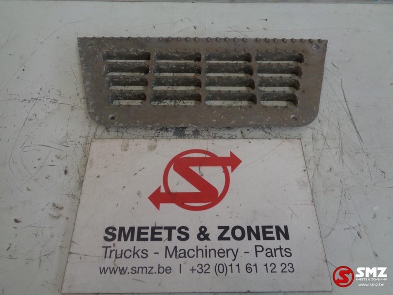 DAF Occ trede boven - Боковая подножка для Грузовиков: фото 1 DAF Occ trede boven - Боковая подножка для Грузовиков: фото 1