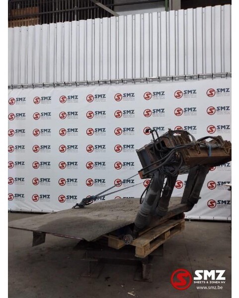 Diversen Occ Laadlift 200 x 250 cm - Гидроборт для Грузовиков: фото 1