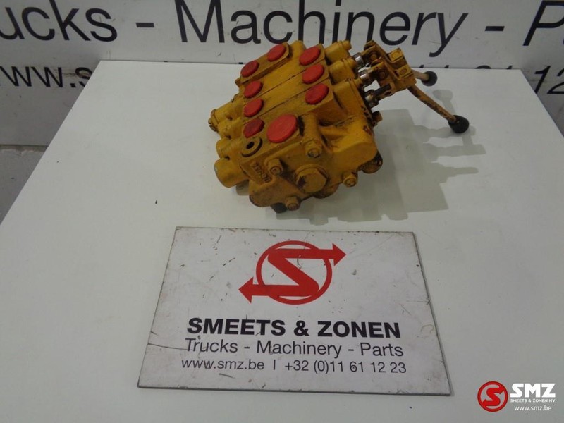 Diversen Occ monoblok 3 secties - Гидравлический клапан для Грузовиков: фото 1 Diversen Occ monoblok 3 secties - Гидравлический клапан для Грузовиков: фото 1