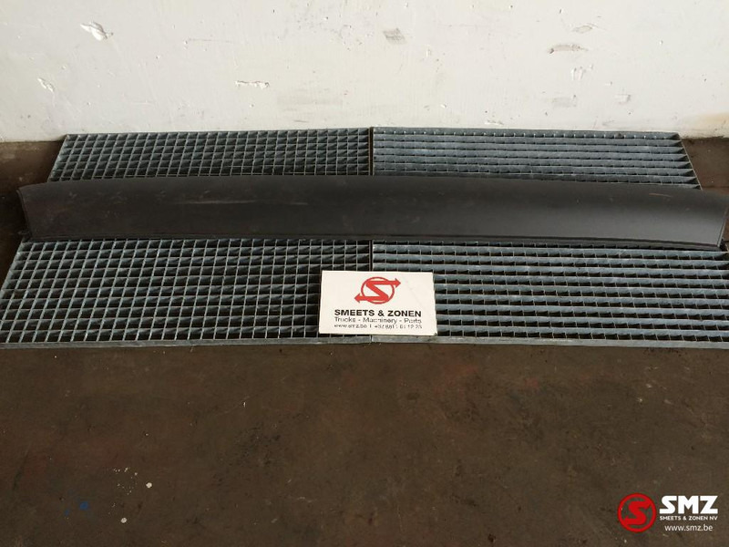 Iveco Occ bumperspoiler centraal stralis - Аэродинамика/ Спойлеры для Грузовиков: фото 1 Iveco Occ bumperspoiler centraal stralis - Аэродинамика/ Спойлеры для Грузовиков: фото 1