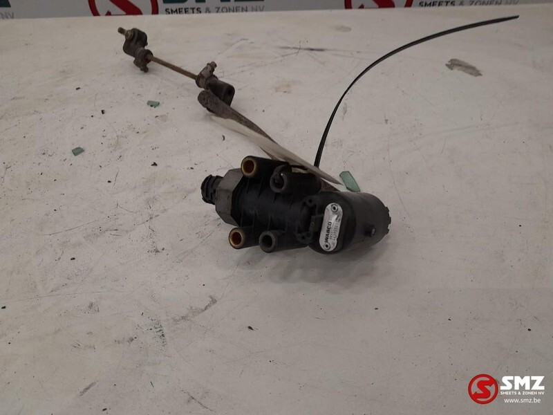 MAN Occ ECAS hoogtesensor luchtvering MAN F2000 441050 - Блок управления для Грузовиков: фото 1 MAN Occ ECAS hoogtesensor luchtvering MAN F2000 441050 - Блок управления для Грузовиков: фото 1