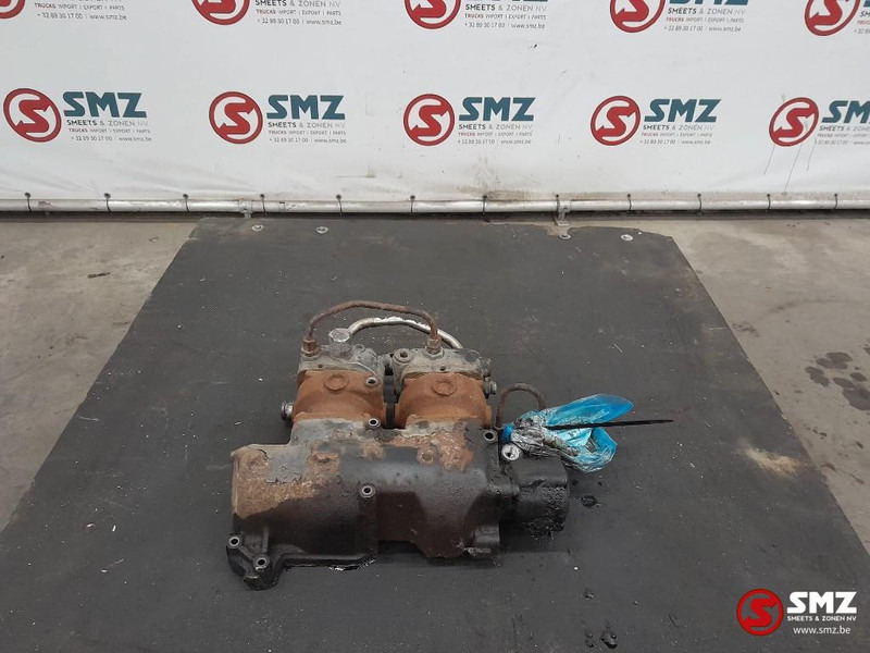 MAN Occ luchtcompressor MAN - Двигатель и запчасти для Грузовиков: фото 1 MAN Occ luchtcompressor MAN - Двигатель и запчасти для Грузовиков: фото 1