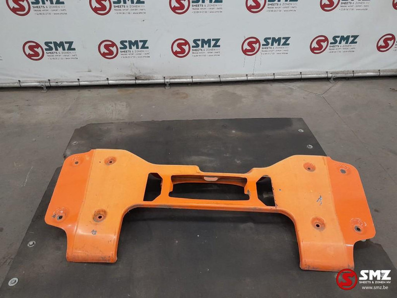 MAN Occ middendeel voorbumper MAN - Бампер для Грузовиков: фото 1 MAN Occ middendeel voorbumper MAN - Бампер для Грузовиков: фото 1