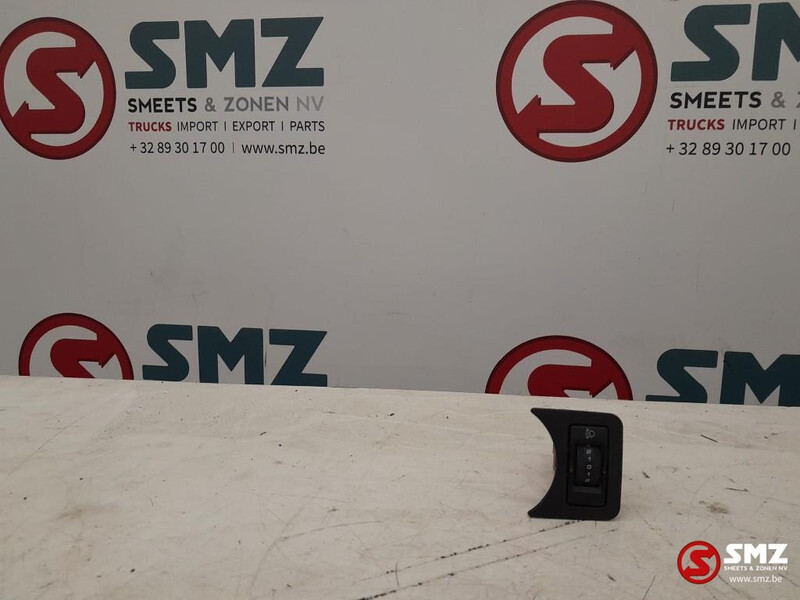 MAN Occ regelknop koplampbereik MAN - Электрическая система для Грузовиков: фото 1 MAN Occ regelknop koplampbereik MAN - Электрическая система для Грузовиков: фото 1