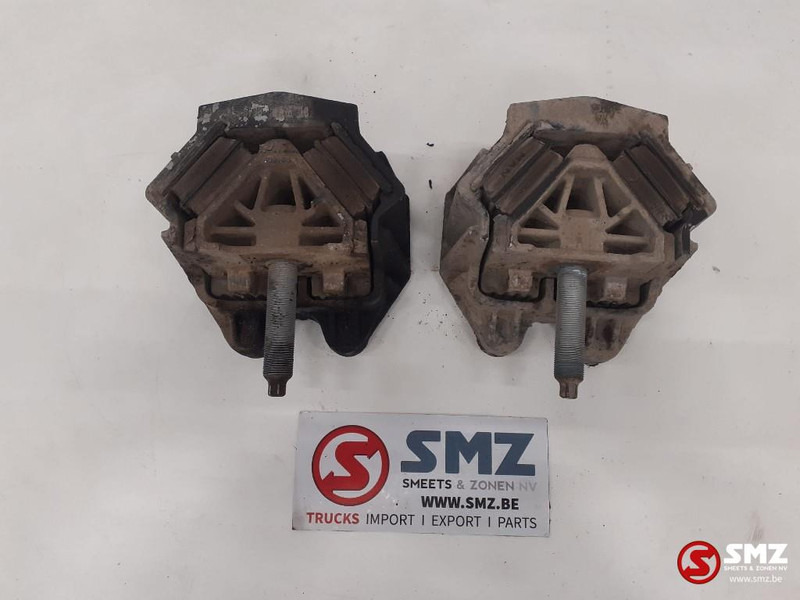 MAN Occ set motorsteunen MAN - Подушка двигателя для Грузовиков: фото 1 MAN Occ set motorsteunen MAN - Подушка двигателя для Грузовиков: фото 1