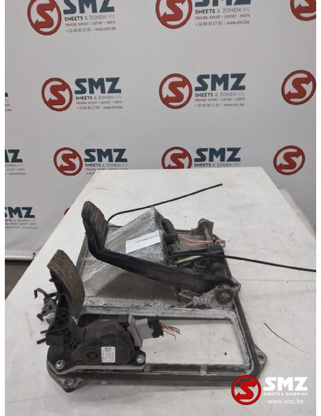 MAN Occ voetremventiel + gaspedaal MAN TGS 81521306298 - Кабина и интерьер для Грузовиков: фото 1 MAN Occ voetremventiel + gaspedaal MAN TGS 81521306298 - Кабина и интерьер для Грузовиков: фото 1