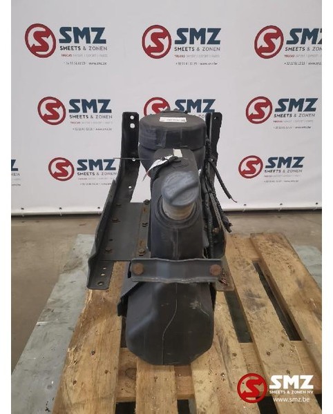 Mercedes-Benz Occ AdBlue tank 25L Mercedes Atego 1224L - Бак для AdBlue для Грузовиков: фото 1 Mercedes-Benz Occ AdBlue tank 25L Mercedes Atego 1224L - Бак для AdBlue для Грузовиков: фото 1