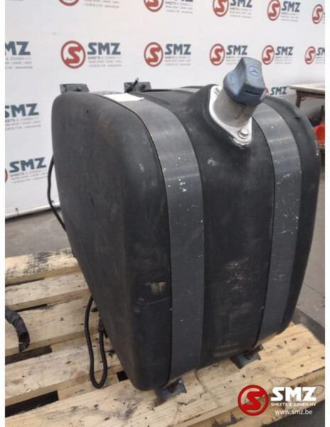 Mercedes-Benz Occ AdBluetank 95L Mercedes Actros MP3 A9304701415 - Топливная система для Грузовиков: фото 1