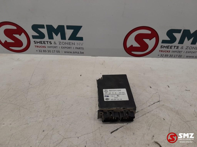 Mercedes-Benz Occ ECU ZGS-regeleenheid Mercedes - Блок управления для Грузовиков: фото 1 Mercedes-Benz Occ ECU ZGS-regeleenheid Mercedes - Блок управления для Грузовиков: фото 1