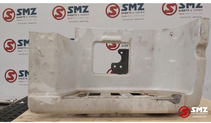 Боковая подножка для Грузовиков Mercedes-Benz Occ Opstapbak rechts Actros MP2/MP3: фото 1