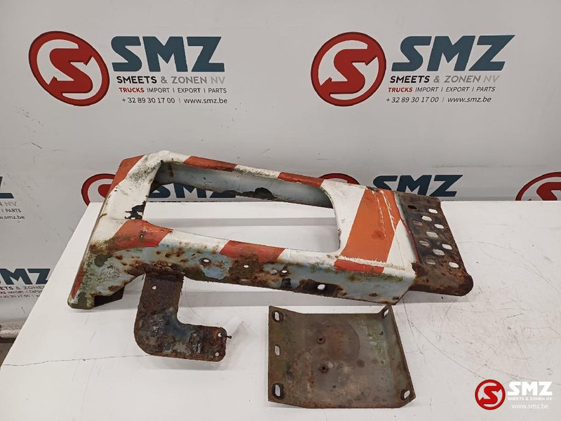 Mercedes-Benz Occ bumperhoek rechts Mercedes - Бампер для Грузовиков: фото 1