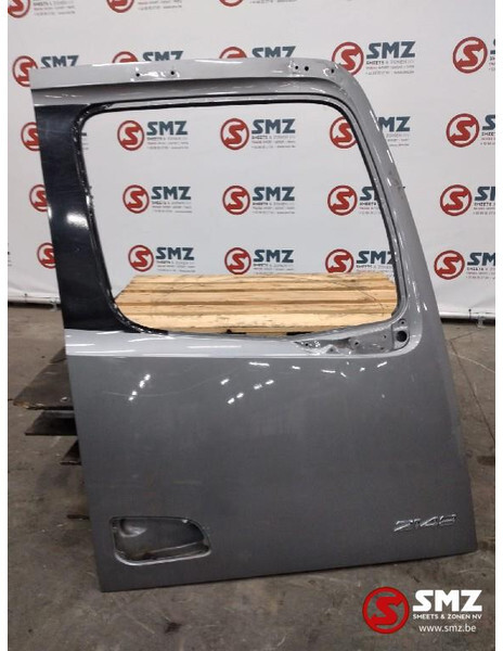 Mercedes-Benz Occ deur rechts Mercedes Arocs 2148 - Дверь и запчасти для Грузовиков: фото 1 Mercedes-Benz Occ deur rechts Mercedes Arocs 2148 - Дверь и запчасти для Грузовиков: фото 1