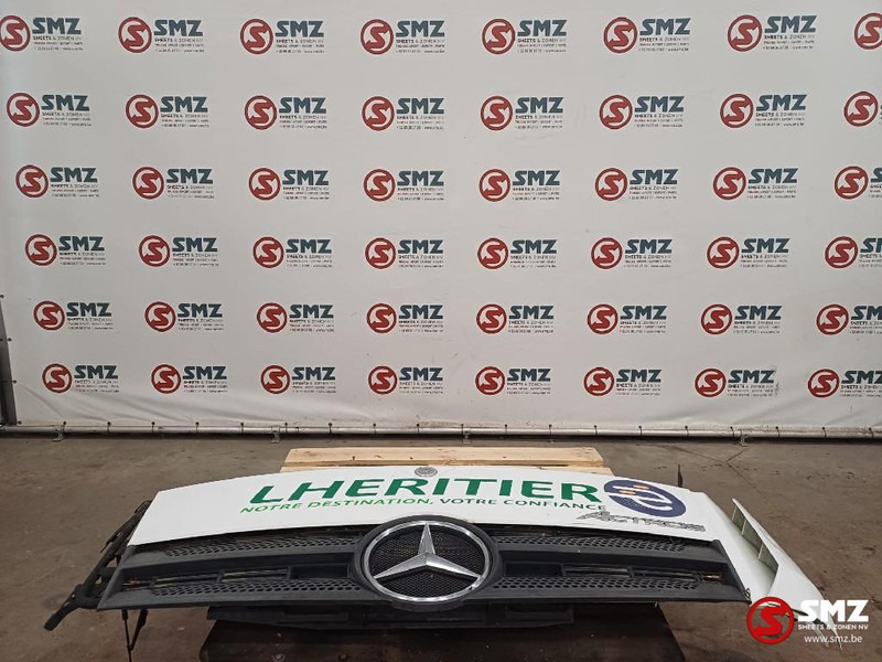 Mercedes-Benz Occ grille Mercedes - Решётка радиатора для Грузовиков: фото 1 Mercedes-Benz Occ grille Mercedes - Решётка радиатора для Грузовиков: фото 1