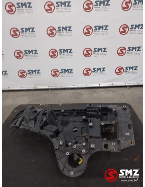 Mercedes-Benz Occ koplampdrager rechts Mercedes - Передняя фара для Грузовиков: фото 1