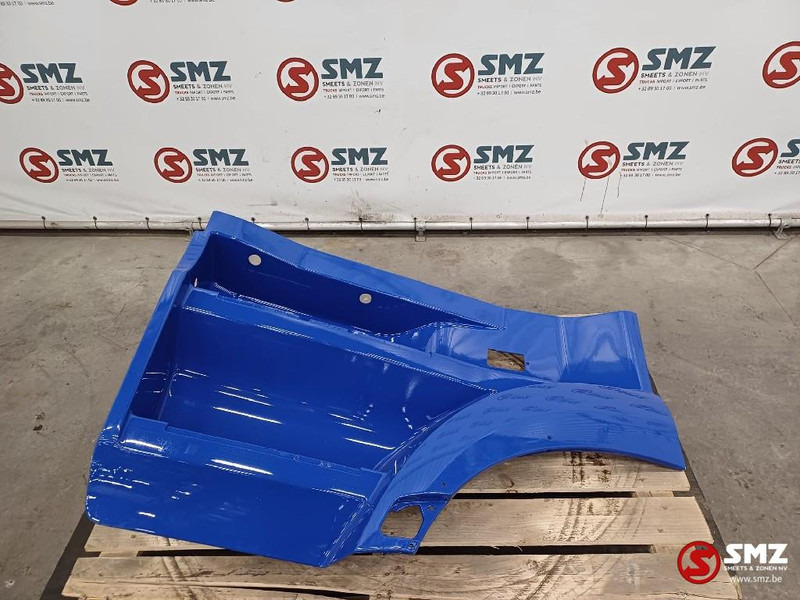 Mercedes-Benz Occ opstapbak links Mercedes - Кабина и интерьер для Грузовиков: фото 1