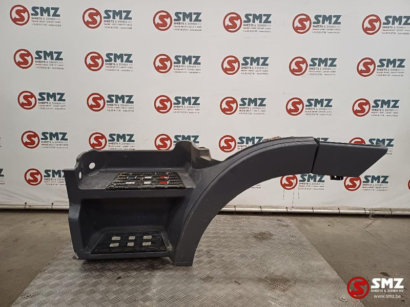 Mercedes-Benz Occ opstapbak links Mercedes - Кабина и интерьер для Грузовиков: фото 1 Mercedes-Benz Occ opstapbak links Mercedes - Кабина и интерьер для Грузовиков: фото 1