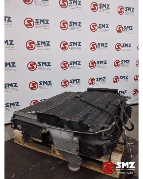 Mercedes-Benz Occ radiator Mercedes Actros MP4 A9605002701 - Радиатор для Грузовиков: фото 1