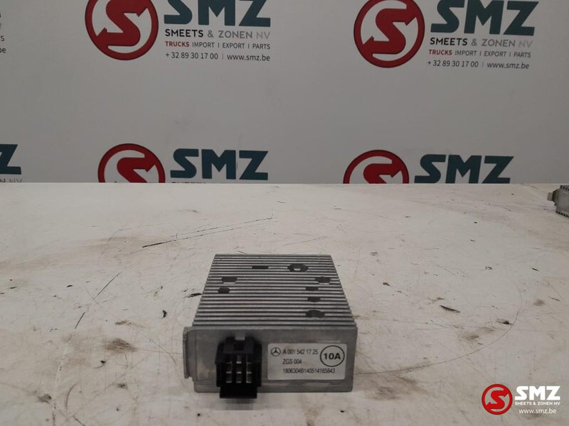 Mercedes-Benz Occ spanningsregeleenheid Mercedes Actros MP4 A001 - Блок управления для Грузовиков: фото 1