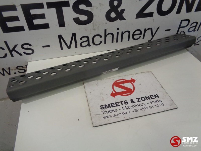 Mercedes-Benz Occ trede voorbumper actros mp2/3 - Боковая подножка для Грузовиков: фото 1 Mercedes-Benz Occ trede voorbumper actros mp2/3 - Боковая подножка для Грузовиков: фото 1