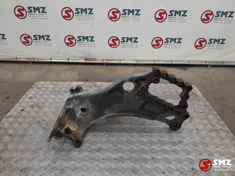 Mercedes-Benz Occ veerbeugel links Mercedes - Рама/ Шасси для Грузовиков: фото 1