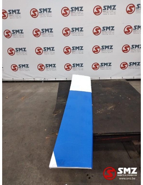 Mercedes-Benz Occ zijspoiler rechts Mercedes Actros MP4 A9607900 - Аэродинамика/ Спойлеры для Грузовиков: фото 1