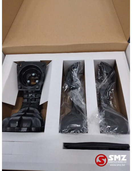 Mercedes-Benz Set ts houders mercedes a0018209014 - Кабина и интерьер для Грузовиков: фото 1