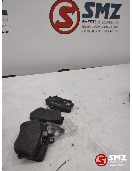 Mercedes-Benz Voorste remblokset mercedes c w202 a0054204620 - Дисковые колодки для Грузовиков: фото 1
